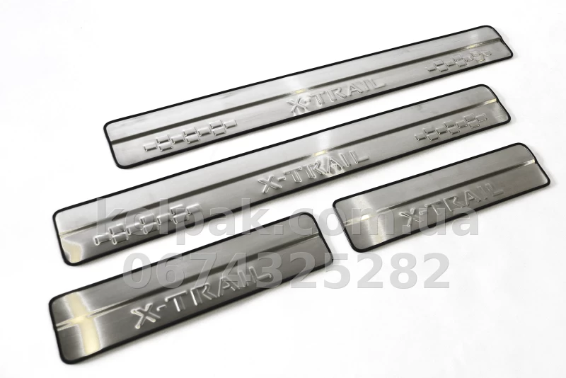Накладки на пороги Nissan X-trail T32 2014–2022 HAVOC (нержавіюча сталь)