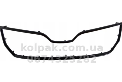Рамка решітки радіатора Skoda Rapid 2012- чорна DPA 88531814202