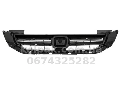 Решітка радіатора Honda Accord 9 2013-2015, EUR/USA, чорна без молдингів, AVTM, 183029990