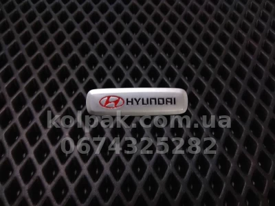 Podłoga mata emblemat Hyundai, AVTM LGEV10264 — zdjęcie 2