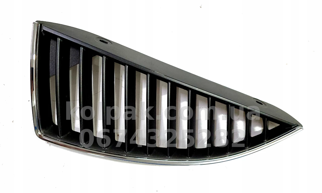 Решітка бампера Mitsubishi Lancer 9 2004-2006 верхня, ліва, чорна, хромований молдинг, AVTM, MN161113, 184805913 Решітка бампера Mitsubishi Lancer 9 2004-2006 верхня, ліва, чорна, хромований молдинг, AVTM, MN161113, 184805913 — фото 1
