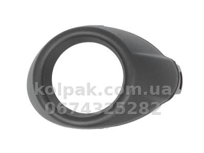 Правий окуляр протитуманної фари Ford Focus 3 2011-2014, чорний, AVTM, 1703890, 2813916