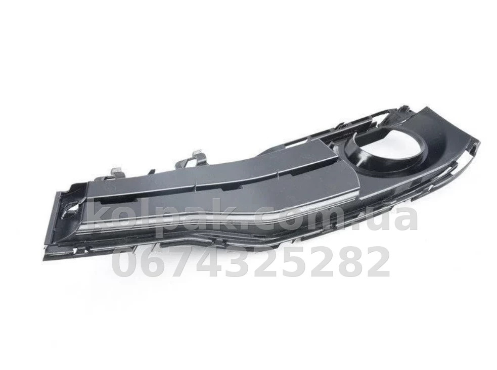 Right bumper grille BMW 3-Series F30/31 2016-2019, with fog light opening, black, Sport, AVTM, 51117396886, 181426914 Right bumper grille BMW 3-Series F30/31 2016-2019, with fog light opening, black, Sport, AVTM, 51117396886, 181426914 β photo 1