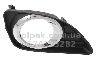 Права решітка бампера Toyota Camry V40 2010-2011, з отвором для протитуманної фари, із хромованим молдингом, AVTM, 5203006050, 8164 986