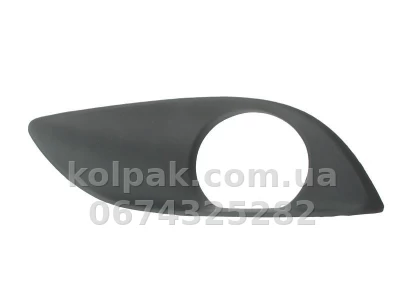Права решітка бампера Toyota Yaris HB 2010-2011, з отвором для протитуманної фари, AVTM, 814810D100, 8115 912