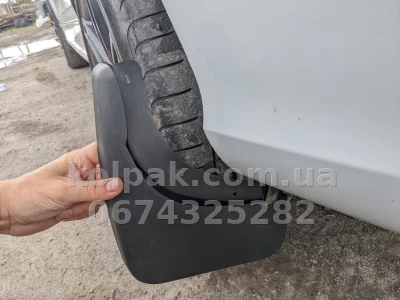 Бризковики Audi Q7 S-Line з 2006–2015 HAVOC повний комплект Бризковики Audi Q7 S-Line з 2006–2015 HAVOC повний комплект — фото 6