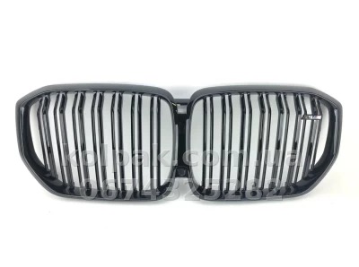 Решітка радіатора BMW X5 (G05) 2018-2023, крім M-Sport, з отвором для камери, хромована, AVTM, 181448991