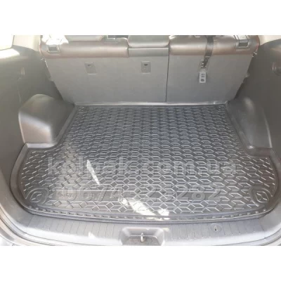 Boot mat for Hyundai Santa Fe 2010-, 5 seats, short wheelbase, 111772 Avto-Gumm — photo 2