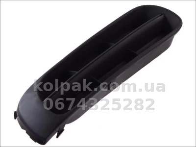 Ліва решітка бампера Skoda Fabia/Roomster 2007-2010, крім RS, без отвору для протитуманної фари, AVTM, 5J08073679B9, 6408 913