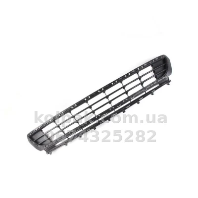 Решітка бампера Volkswagen Golf 7 2017-2020, середня, хром/чорна, AVTM, 5G0853101B2ZZ, 187450910 Решітка бампера Volkswagen Golf 7 2017-2020, середня, хром/чорна, AVTM, 5G0853101B2ZZ, 187450910