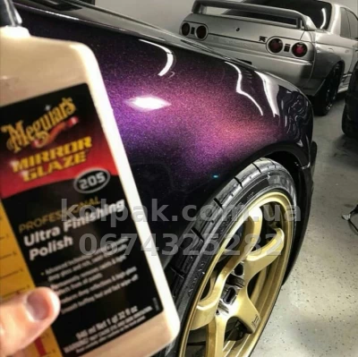 Ультрафінішна полірувальна паста Meguiars Ultra Finishing Polish 946 мл Meguiars M20532 Ультрафінішна полірувальна паста Meguiars Ultra Finishing Polish 946 мл Meguiars M20532 — фото 9