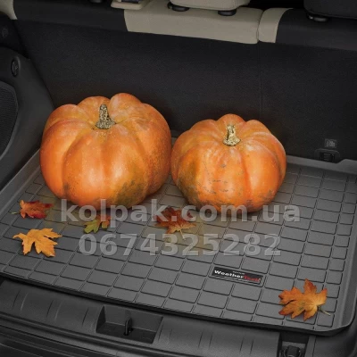 Boot mat for Toyota Sienna 2010-2019, black, WeatherTech 40552 Boot mat for Toyota Sienna 2010-2019, black, WeatherTech 40552 β photo 3