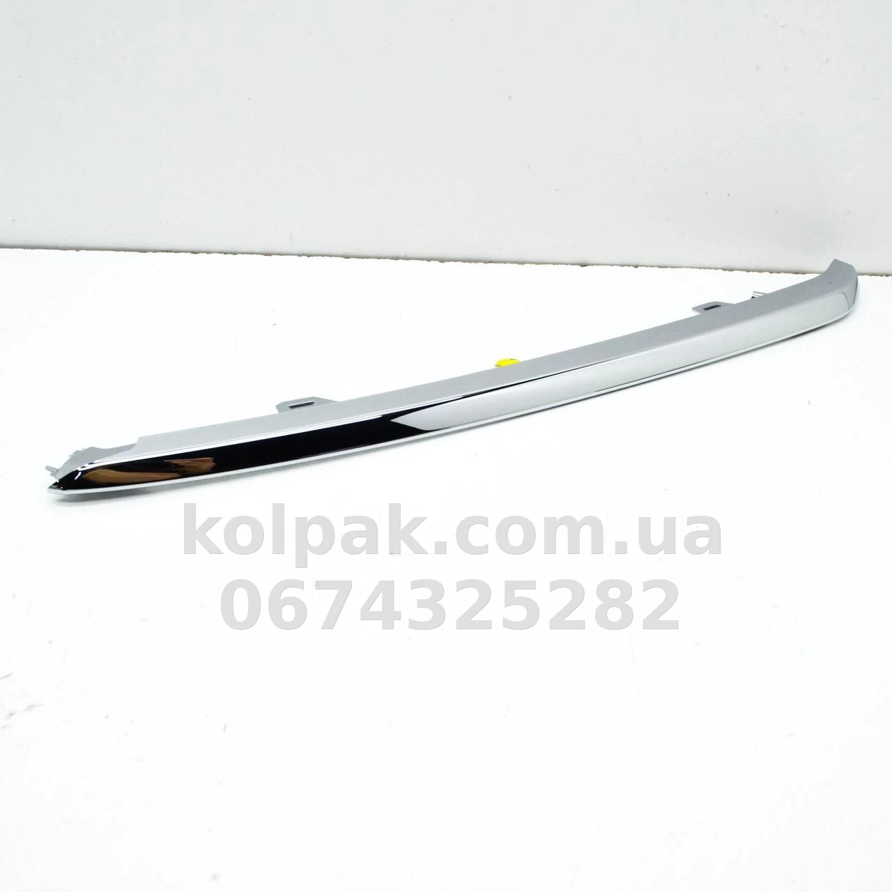 Правий молдинг переднього бампера Mazda 6 GJ 2018-, EUR/USA, хром, AVTM, GBVG50121, 184430916 Правий молдинг переднього бампера Mazda 6 GJ 2018-, EUR/USA, хром, AVTM, GBVG50121, 184430916 — фото 1