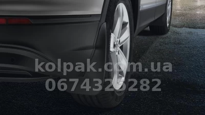 Оригінальні бризковики Volkswagen Tiguan Allspace 2017- задні 2 шт. VAG 5NL075101 Оригінальні бризковики Volkswagen Tiguan Allspace 2017- задні 2 шт. VAG 5NL075101 — фото 2