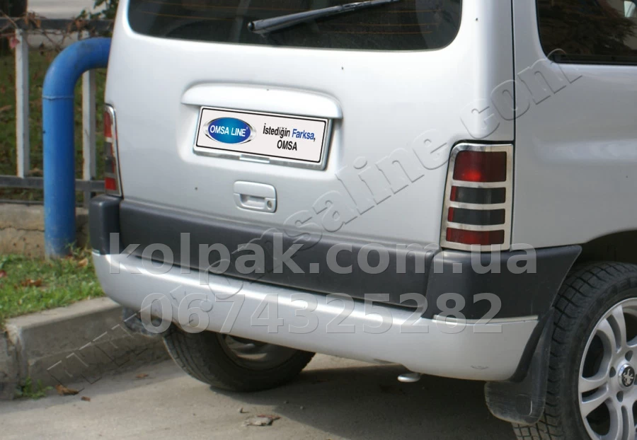 Chrome rear light trims (surround) (2 pcs) Citroen Berlingo/Peugeot Parther 1996-2008, OmsaLine, 1520101 Chrome rear light trims (surround) (2 pcs) Citroen Berlingo/Peugeot Parther 1996-2008, OmsaLine, 1520101 β photo 1