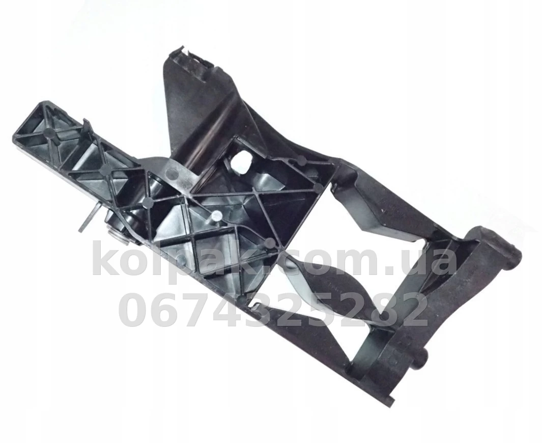 Праве кріплення передньої фари Audi А6 С7 2014-2018, AVTM, 4G0805608A, 181223934 Праве кріплення передньої фари Audi А6 С7 2014-2018, AVTM, 4G0805608A, 181223934 — фото 1