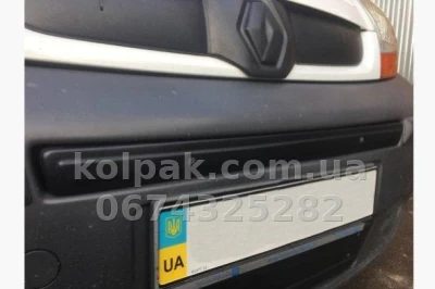 Зимова накладка Renault Trafic 2006-2015 середня, матова AVTM FLMT0132675 Зимова накладка Renault Trafic 2006-2015 середня, матова AVTM FLMT0132675