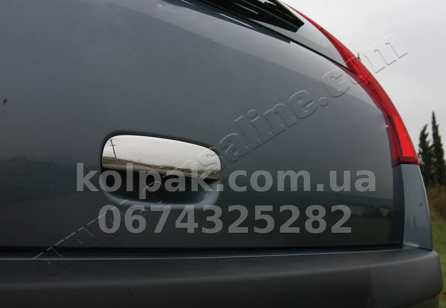 Chrome tailgate handle trim Citroen C4 HB 5D 2005-2010, OmsaLine, 1503051 Chrome tailgate handle trim Citroen C4 HB 5D 2005-2010, OmsaLine, 1503051 β photo 1