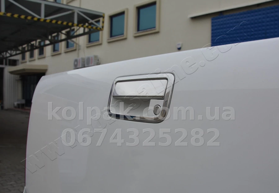 Chrome-plated Trims for tailgate handle Volkswagen Amarok 2010-2 pcs, OmsaLine, 7535051 Chrome-plated Trims for tailgate handle Volkswagen Amarok 2010-2 pcs, OmsaLine, 7535051 β photo 1