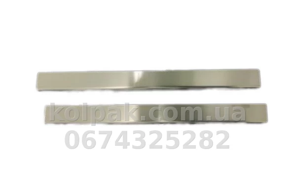 Хромовані накладки на дверні пороги (2 шт.) Ford Transit 2000-2014, Carmos, 64599057 Хромовані накладки на дверні пороги (2 шт.) Ford Transit 2000-2014, Carmos, 64599057 — фото 1