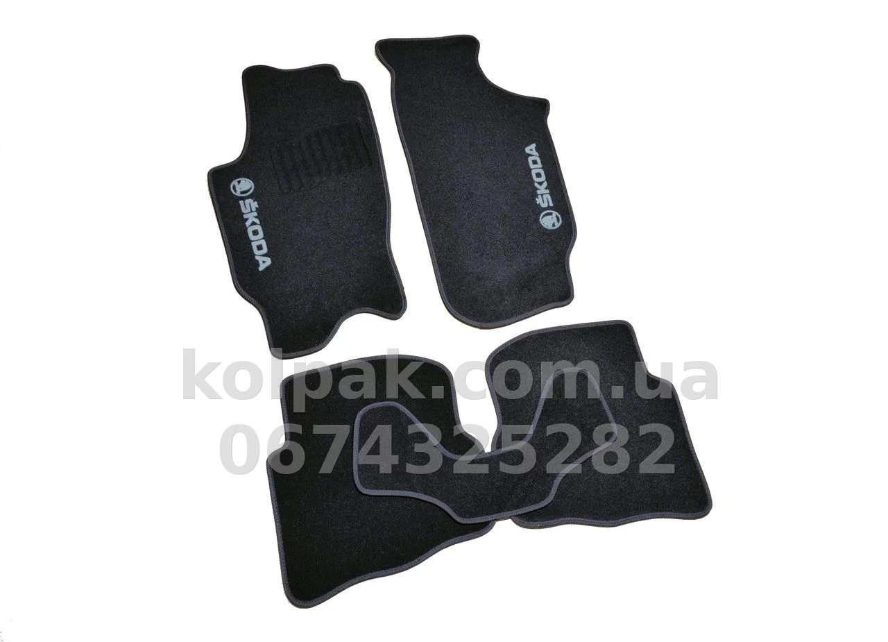 Carpet floor mats for Skoda Fabia 1999-2007, black, 5 pcs, AVTM BLCCR1555 Carpet floor mats for Skoda Fabia 1999-2007, black, 5 pcs, AVTM BLCCR1555 β photo 1