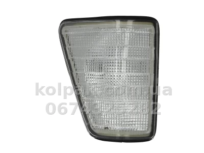 Передній правий покажчик повороту Mercedes W207-410 1977-1995, без ламп без патрона PY21W білий Depo 440-1506R-UE-C