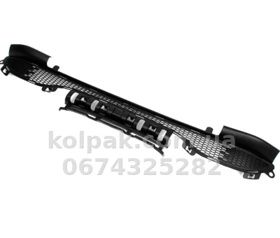 Решітка бампера Peugeot 208 2012-2016, чорна, AVTM, 96738556XT, 185426910 Решітка бампера Peugeot 208 2012-2016, чорна, AVTM, 96738556XT, 185426910