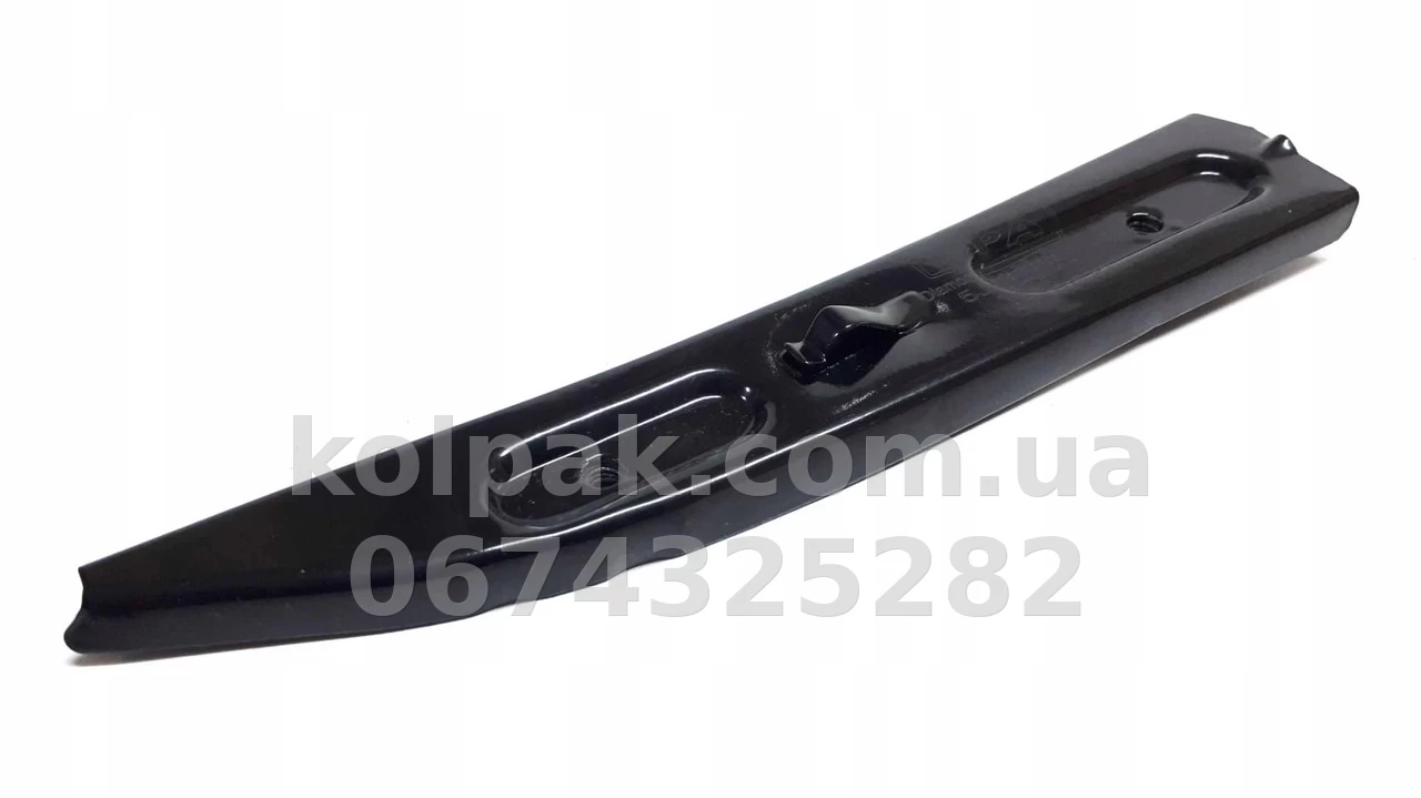 Праве кріплення переднього бампера Skoda Fabia 2010-2014, AVTM, 5J0807184, 186412934 Праве кріплення переднього бампера Skoda Fabia 2010-2014, AVTM, 5J0807184, 186412934 — фото 1
