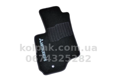 Ворсові килимки в салон Mitsubishi Outlander 2001-2006, чорні, 5 шт., AVTM BLCCR1394 Ворсові килимки в салон Mitsubishi Outlander 2001-2006, чорні, 5 шт., AVTM BLCCR1394 — фото 2