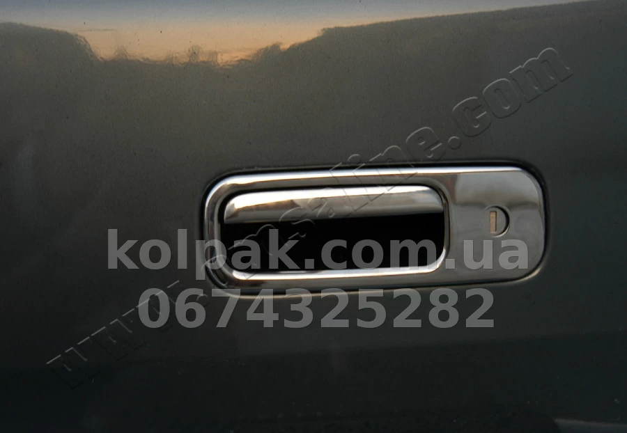 Chrome tailgate handle trim Volkswagen Caddy/T5 2003-2010/Golf 4 1997-2003, OmsaLine, 7520051 Chrome tailgate handle trim Volkswagen Caddy/T5 2003-2010/Golf 4 1997-2003, OmsaLine, 7520051 β photo 1