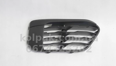 Права решітка бампера BMW X1 F48 2015-2019, без отвору для протитуманної фари, AVTM, 51117453982, 1450 912