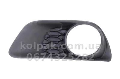 Права решітка бампера Dodge Grand Caravan 2011-, з отвором для протитуманної фари, AVTM, 68100698AA, 182417914